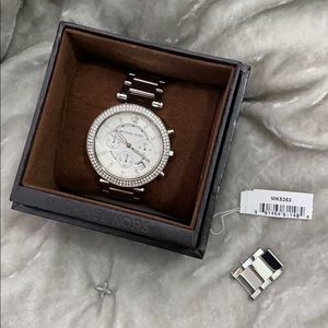 Michael Kors- Parker in Silver